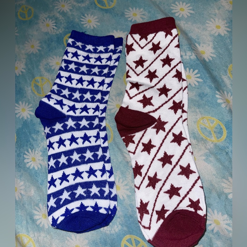 2 Pairs of Socks